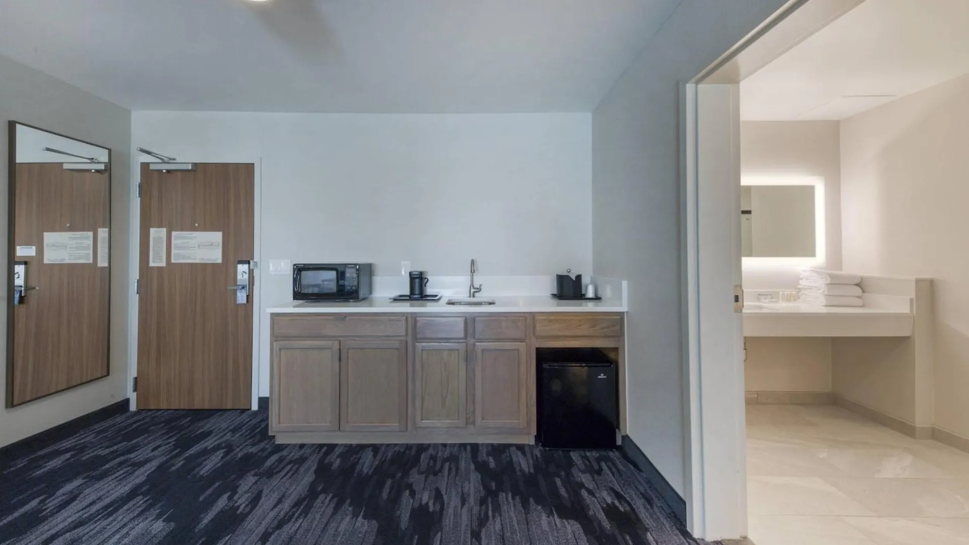 Fairfield Inn & Suites By Marriott Charlotte Belmont
